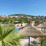 Lojena - New Exeptional For 2 Μούρτερ
