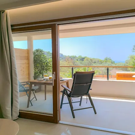 Lojena Studio Apartment