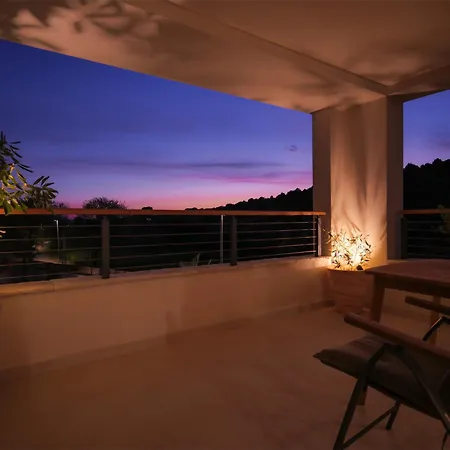 Lojena - New Exeptional For 2 *