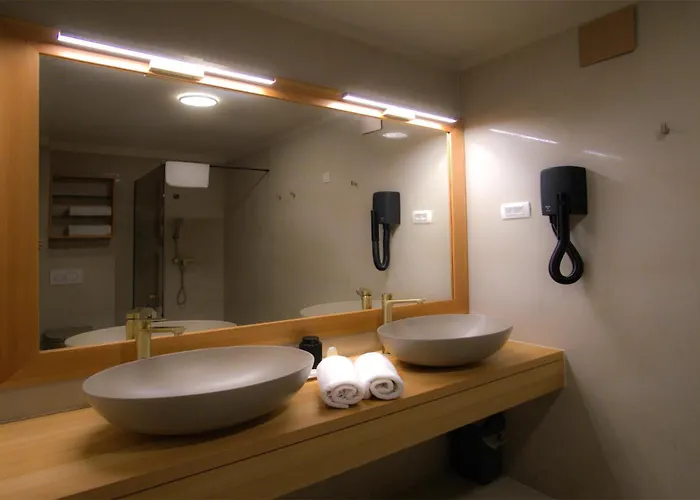 Lojena - New Exeptional For 2 Murter