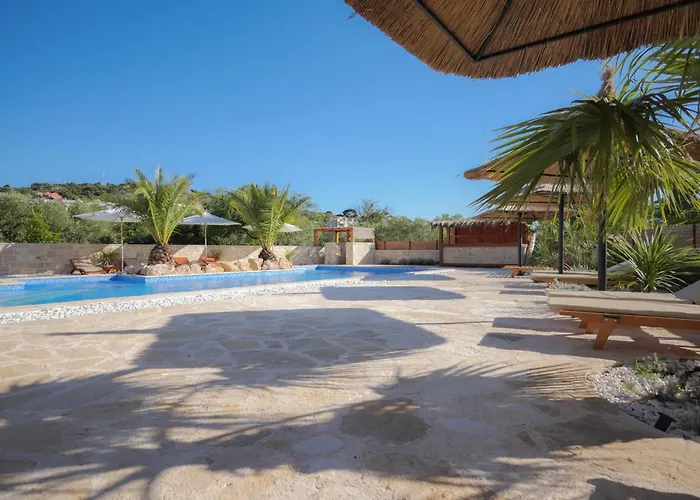 Lojena - New Exeptional For 2