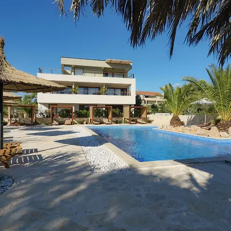 Lojena - New Exeptional For 2 *