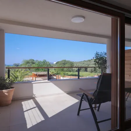 Daire Lojena - New Exeptional For 2 *