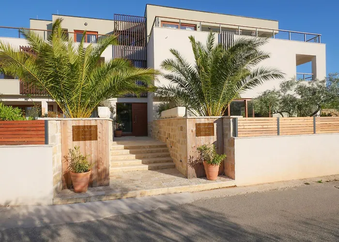 Lojena - New Exeptional For 2